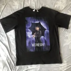 H&M Wednesday Addams Tシャツ ブラック