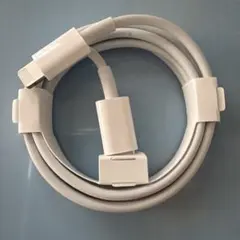 iPhone Lightning充電ケーブル