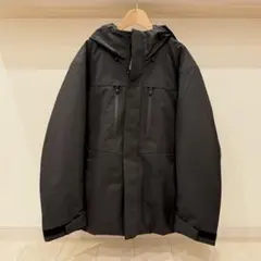 2025年モデル　UNIQLO ハイブリッドダウンパーカ ブラック Lサイズ