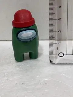 among us クルー グリーン　大きさ4cm