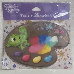 新品未開封 ファンタジースプリングス ラプンツェル パスカル マウスパッド