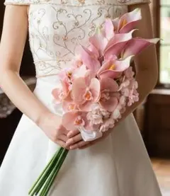 桜、胡蝶蘭、カラーリリーのウェディングブーケ　アーティフィシャルフラワー　造花