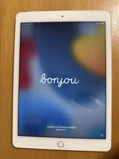 Apple iPad Air2 model A1567 シルバー　本体