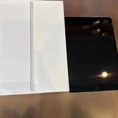 iPad 第9世代本体 充電器付き - メルカリ