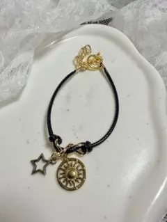 101・太陽と星モチーフのハンドメイドブレスレット