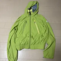 DESCENTE ナイロンジャケット ライムグリーンのサムネイル