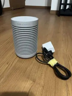 BANG & OLUFSEN ワイヤレススピーカーのサムネイル