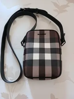 BURBERRY 　バーバリー　クロスボディバッグのサムネイル