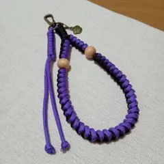 パラコード ハンドストラップ 紫×黒 ☆ 肉球のチャーム付き