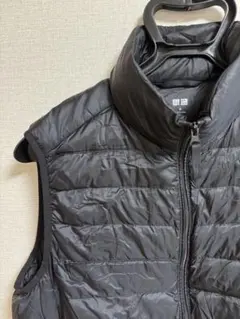 【美品】ユニクロ　ブラック キルティング　インナーダウンベスト