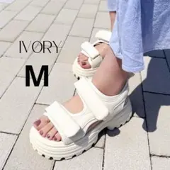 厚底　スポーツサンダル　スポサンのサムネイル