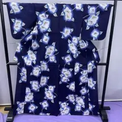 Y★2686★ 浴衣 夏着物 ゆかた 濃紺 白い花柄