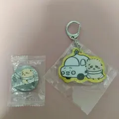 ちいかわ ラッコ くら寿司缶バッチ アクリルチャーム