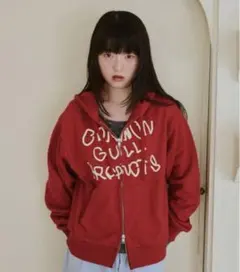 ぷ*！様 Commongullproducts. フーディー 赤