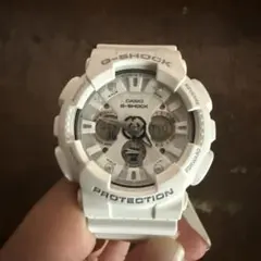 CASIO G-SHOCK ホワイト 腕時計 本体のサムネイル