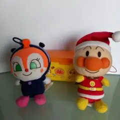 アンパンマン　ドキンちゃん　バイキンマン着ぐるみ　アンパンマンお菓子いれ