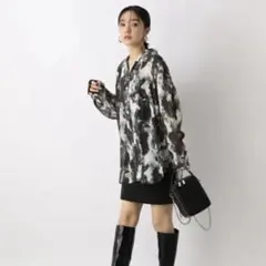 『GU』透かし編みボーダーニットシャツ(半袖)