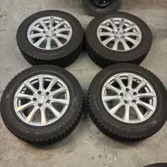 205/65R16 ダンロップ ウィンターマックス 溝8.5mm 24年製造のサムネイル