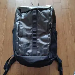 【値下げしました】パタゴニア ブラックホール・パック 25L（ブラック）のサムネイル