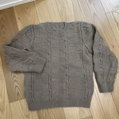 【週末値下】ケーブル編み ニットセーター Mサイズ相当