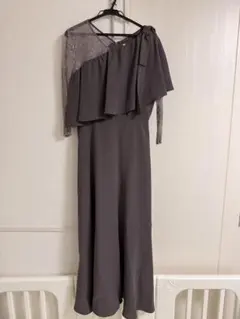 グレー オフショルダー パーティードレス