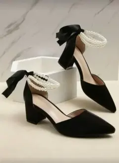 パール付きリボン ブラックパンプス 中ヒール