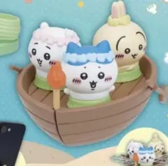 ちいかわ　デスクトップフィギュア　ちいかわ　ハチワレ　うさぎ