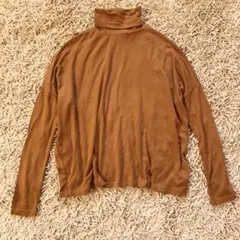 長袖カットソー　からし色 マスタード ゆったりデザイン　フォエバー21