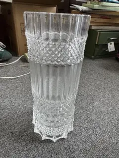 BOHEMIA カットクリスタルガラス花瓶