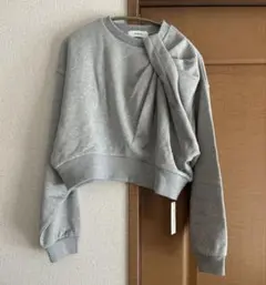 新品　 HYEON ヘヨン スウェット Knot sweat Shishikuiのサムネイル