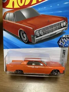 428‼️Hot Wheels '64 LINCOLN CONTINENTALのサムネイル