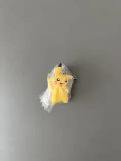 ピカチュウ　ストラップ