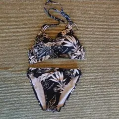 クレサス フラワープリント三角ビキニ 黒/白