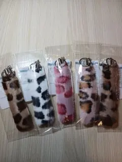 ふわもこしっぽアニマル ファー ヒョウ柄キーホルダー　 5個セット