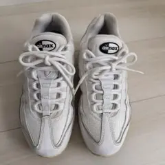 NIKE ナイキ エアマックス95 23cm ホワイト×ブラックロゴ