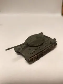 1/144 T-34/85 単色迷彩 グリーン ワールドタンクミュージアム第1弾のサムネイル
