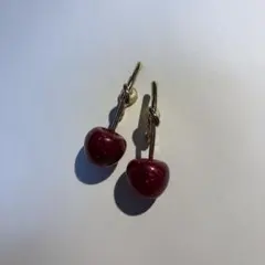 Liquem リキュエム チェリーイヤリング