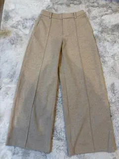 UNIQLO ベージュ ワイドパンツ Mサイズ
