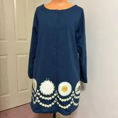 グラニフ　ちいさいおうちデザイン リバーシブル　ネイビーの花刺繍長袖カーディガン