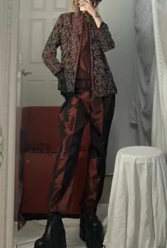 ヴィンテージ刺繍入りパンツスーツ 海外購入