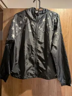 New Balance ブラック ウィンドブレーカー