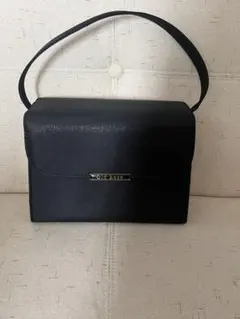 ブラックフォーマル　バック