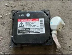 ダイハツタントL375S ヘッドライト純正バラストのサムネイル