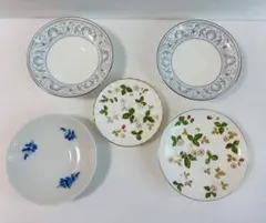 Wedgwood Royal Copenhagen ソーサーのみ4枚+1枚のサムネイル
