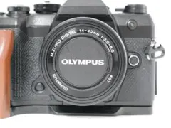 OLYMPUS M.ZUIKO 14-42mmのサムネイル