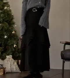 アシンメトリーダブルフリルスカート