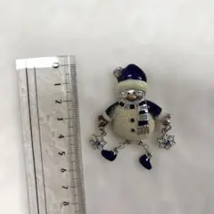 雪だるま ブローチ 青と白