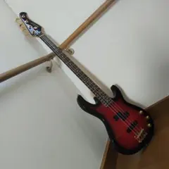 Anboy エレキベース 　レッドサンバースト 　ゴールドパーツのサムネイル