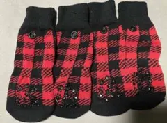 犬用靴下 赤と黒 チェック柄