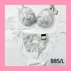 【♡/ラス1/sale】10474WH B85/L ブラショーツセット